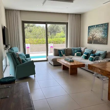 Perfect Family House Close To The Santa Eularia des Riu